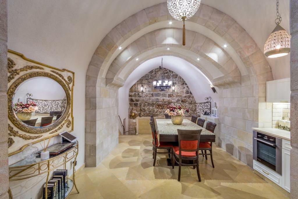 Western Wall Luxury House エルサレム エクステリア 写真
